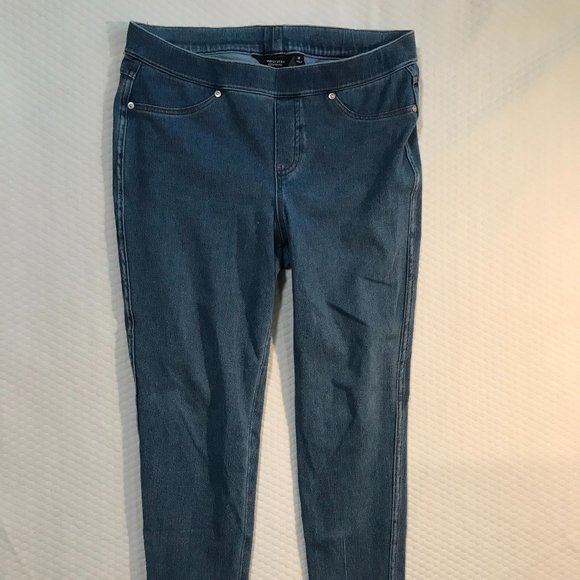 Simply Vera Vera Wang Denim - SIMPLY VERA WANG WOMEN PULL UP  JEGGING JEANS SZ MED STRETCH NW